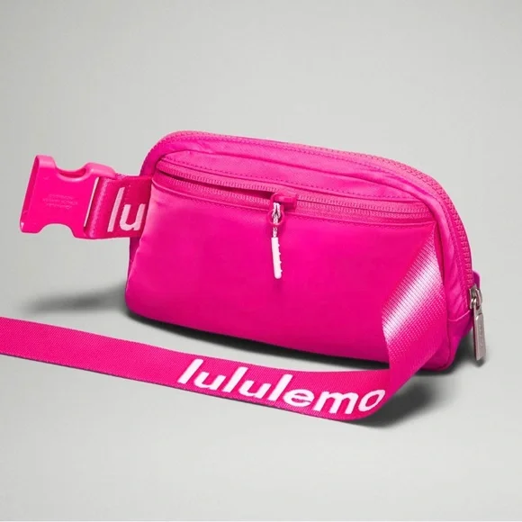 🍋LAST ONE🍋 LULULEMON | Everywhere Belt Bag 1L in Sonic Pink NWT - Picture 7 of 7